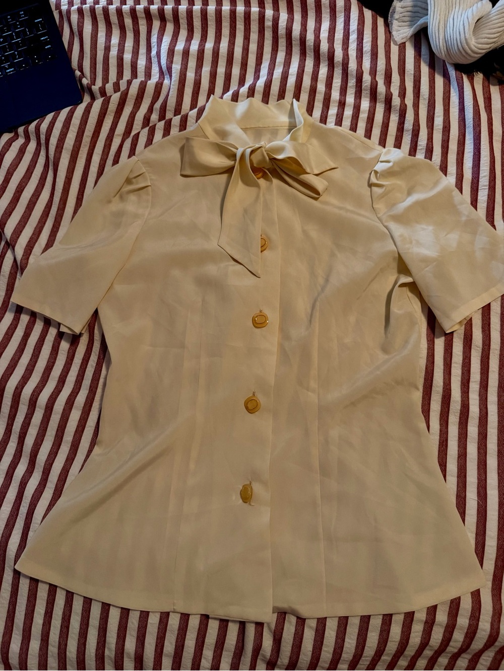 Vintage 1940s Style Neck Bow Blouse Cream Puff Sleeve Retro Secretary Top